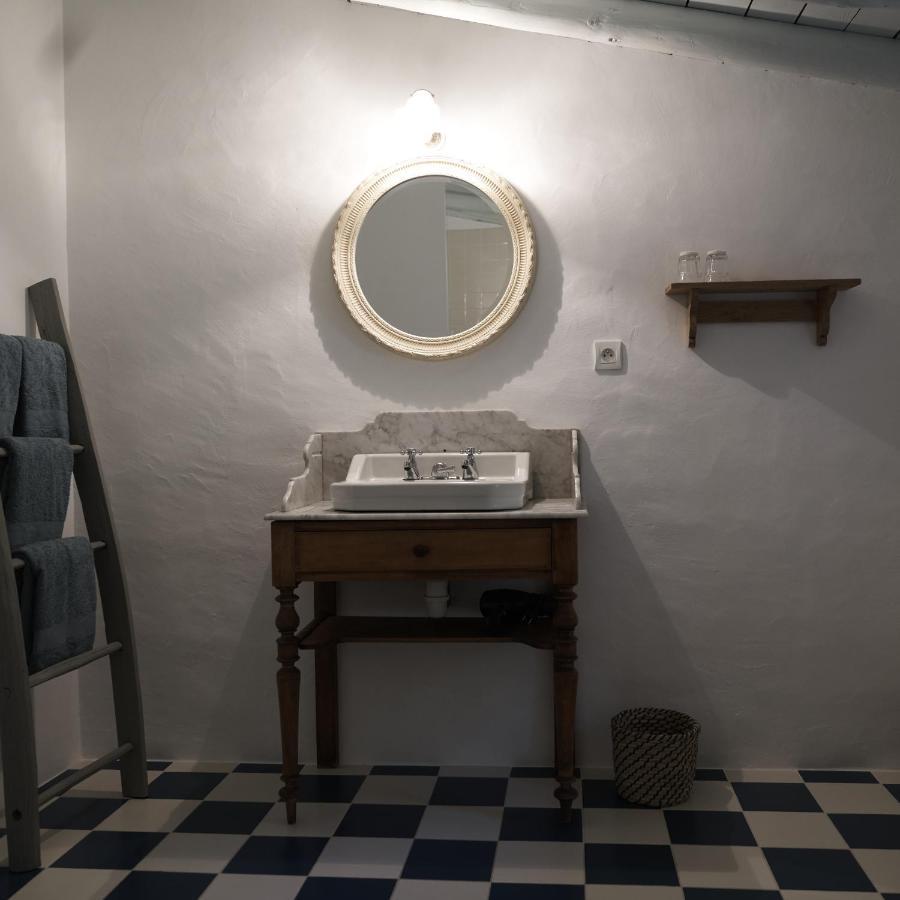 La Cour Du Marronnier Hotel Pont-de-Barret Eksteriør billede