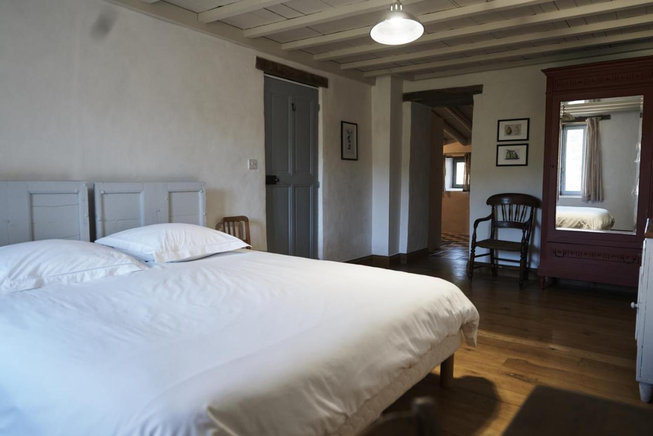 La Cour Du Marronnier Hotel Pont-de-Barret Eksteriør billede