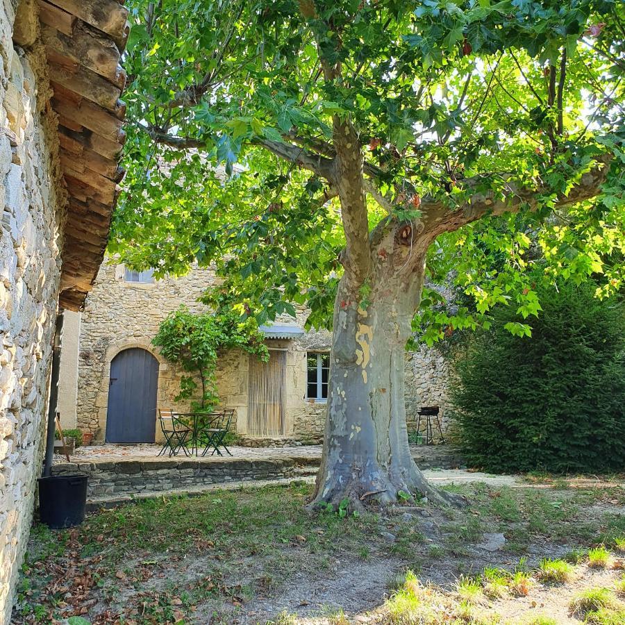 La Cour Du Marronnier Hotel Pont-de-Barret Eksteriør billede